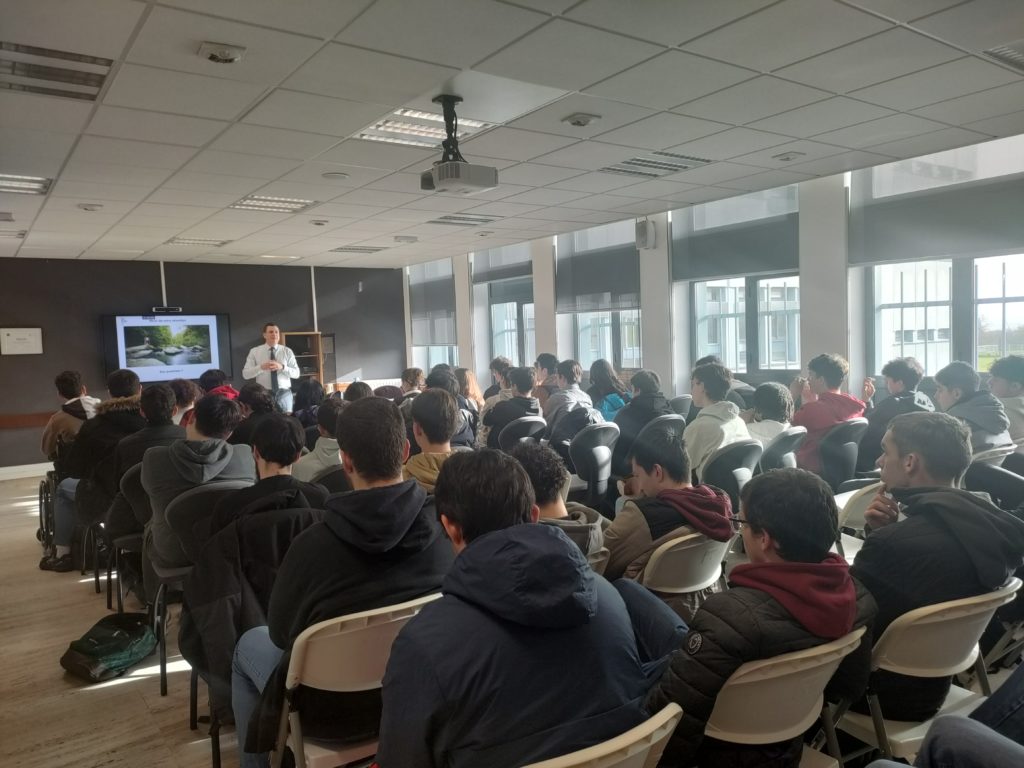 Intervention du Secrétaire Général de la Préfecture sur les politiques